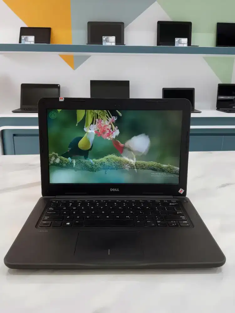 d49 LAPTOP EDITING DELL i5Gen7 8/256GB 14 | office siap pakai