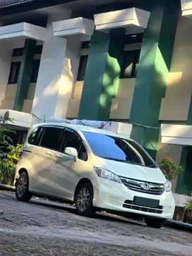 Honda Freed 2012 Bensin