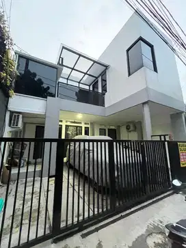 Dijual rumah jl cucur sektor 4 bintaro jaya tangerang selatan