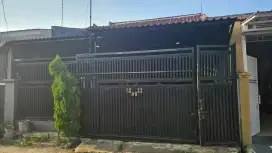 Dikontrakan rumah 2 lantai dikomplek grand imperium weru plered c