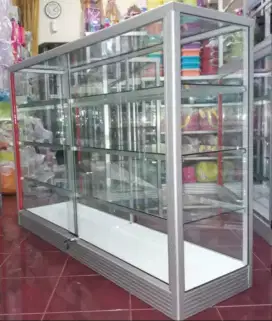 Etalase Kaca Dan Aluminium 1,5Mx1M