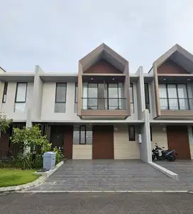 DIJUAL RUMAH SUMMARECON MURAH