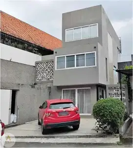 Rumah Mewah Siap Huni di Greenland Cigadung