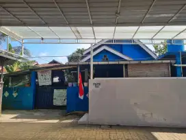 Rumah selangkah dari Mesjid Ummu Sholeh