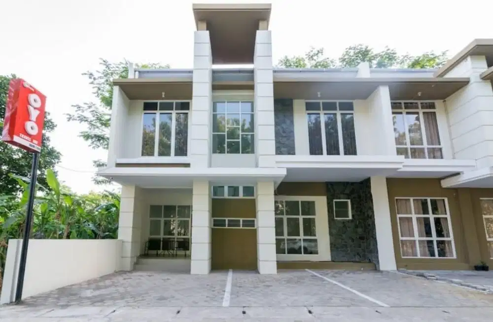 Rumah townhose jalan magelang KM 5 dekat jogja city mall