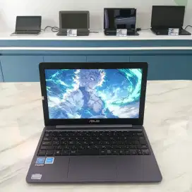 [AS10]Laptop Mahasiswa Asus 4GB SSD 12 multitasking lancar