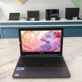 [AS10]Laptop Gaming Asus 4GB SSD 12 cocok untuk pelajar