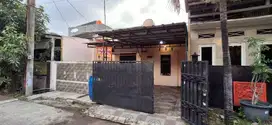 For Sale Rumah di Perum Central Park