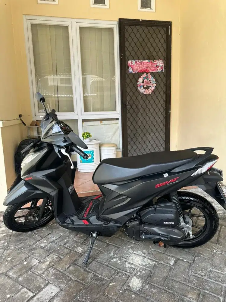 Honda beat deluxe th 2023 km rendah 4 rb km