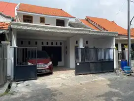 Dijual rumah siap huni Perumahan daerah Rungkut