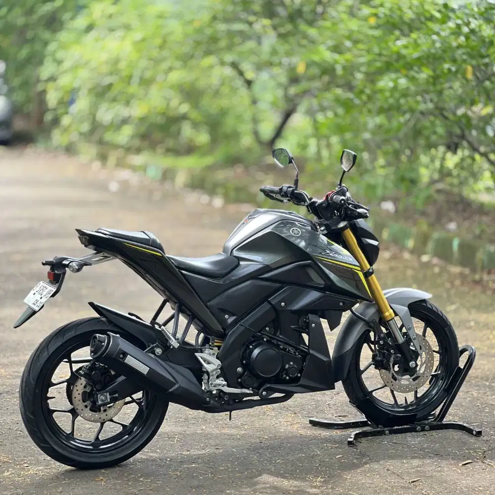 KM 8K AJA! YAMAHA XABRE 150 HIJAU 2017 PAJAK PANJANG SIAP NGEBUT