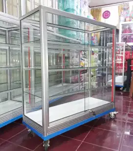 Etalase Toko Pakai Roda & Kunci 1Mx1M  Barang Siap kirim