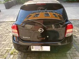 Nissan March 1.2 M/T 2011