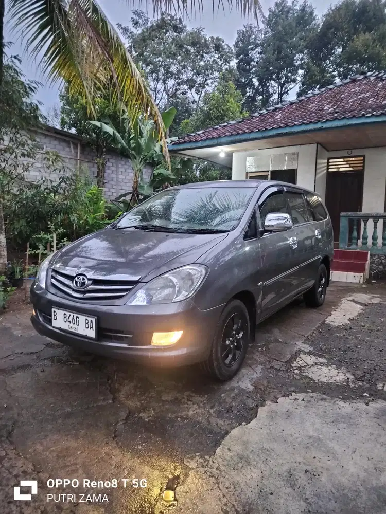 Toyota Kijang Innova 2008 Bensin