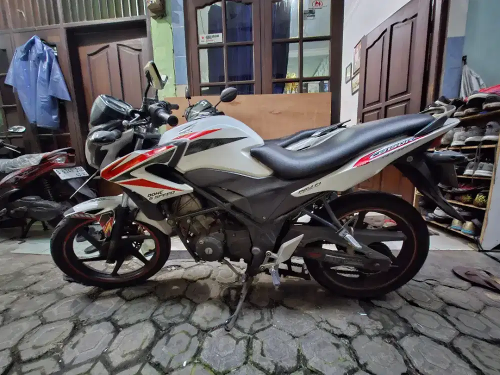 HONDA CB 150 R 2014