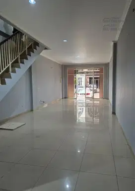Disewakan ruko Sedayu Square Sudah Renovasi