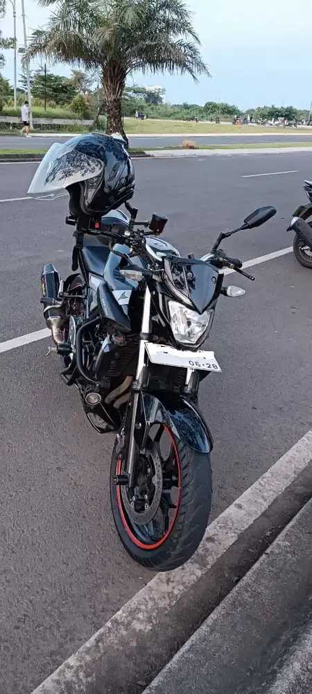 MT 25 2016 WARNA HITAM