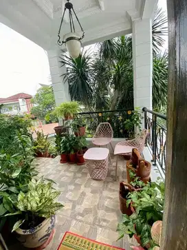 Rumah Mewah 3 Lantai di Pondok Indah jakarta selatan