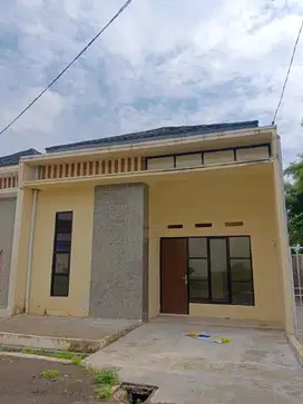 Rumah hook 1 lantai semi-ready type 60/96