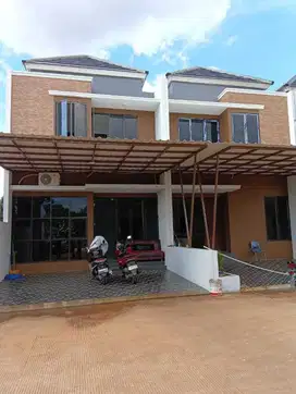 Cluster 2 lantai dekat kota wisata cibubur