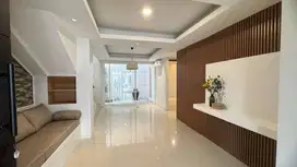 Dijual Rumah 2 Lantai Semi Furnish Siap Huni Mocca Vrbana Dian Istana