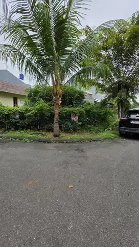 Tanah kavling Puri Indah hoek depan taman dan kuldesak