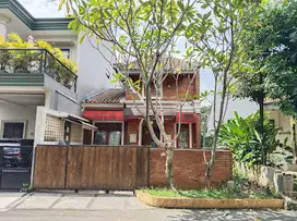 Dijual rumah 2 lantai lokasi sentul city