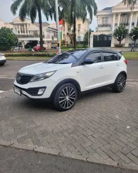 Kia Sportage LX 2.0 AT ( 2013 ) Automatic & Maual 02 Opsi
