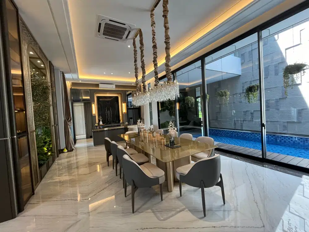 Rumah Mewah Private Pool New Gress Grand Island Pakuwon City
