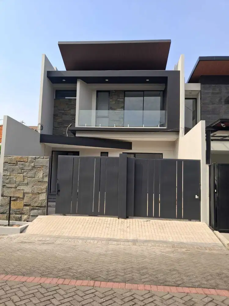 Dijual Cepat Rumah Baru 2Lt Semi Furnished Manyar Jaya SBY