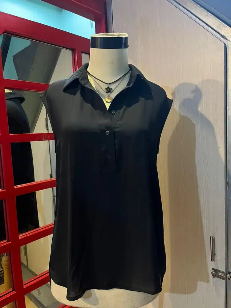 Baju atasan wanita