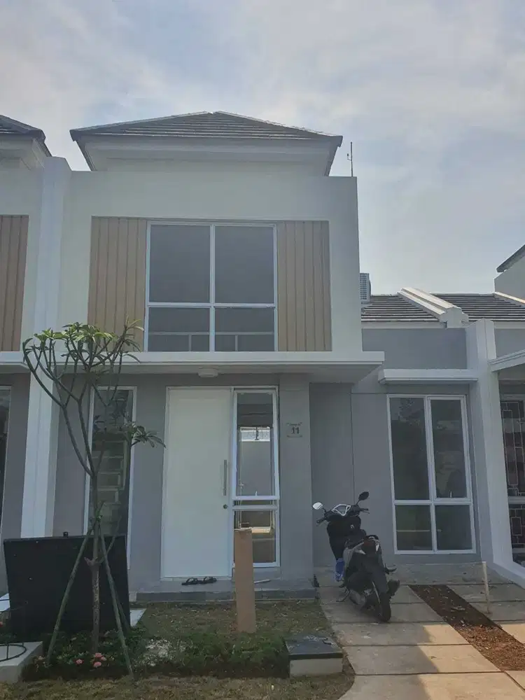 Dijual CEPAT/Oper Kredit Rumah CANTIK di PARAMOUNT PETALS CANNA