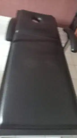 Kursi pijat bekas pijat