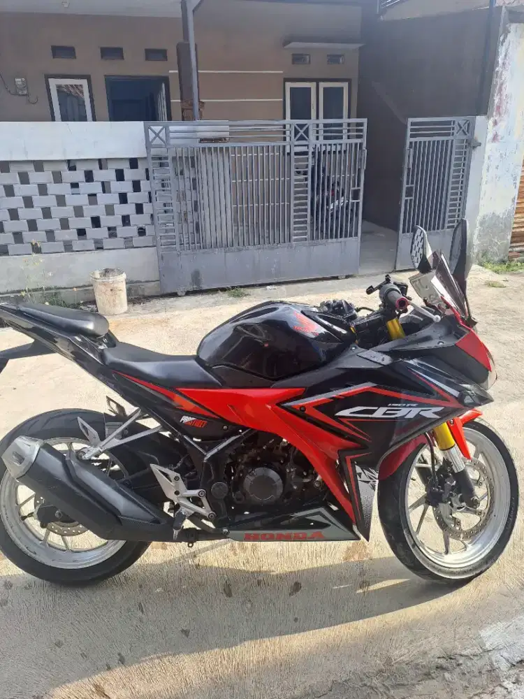 Jual motor cbr 2018