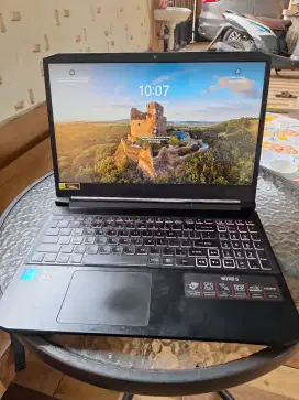 Dijual murah laptop second pemakaian pribadi acer AN515-57 i5