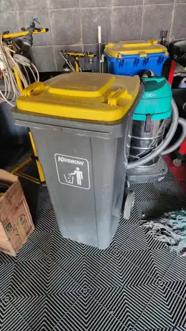 Tong sampah krisbow 2 buah