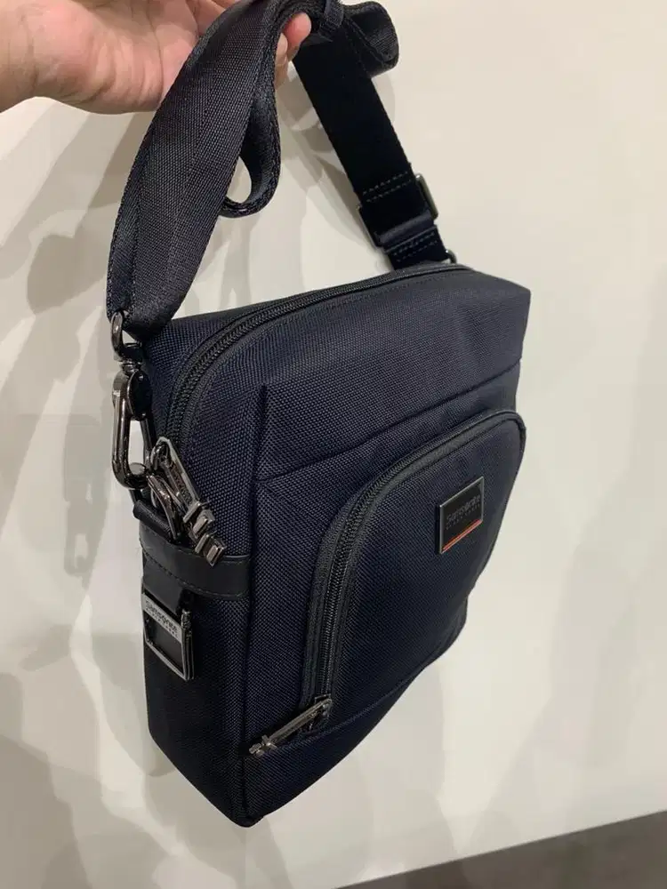 Cross bag samsonite black label