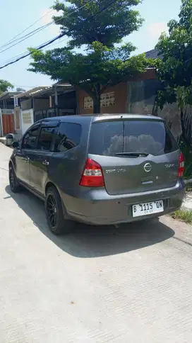 grand livina Matic 1.8 Ultimate 2008