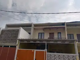 Rumah dijual cepat harga murah sudah SHM dekat stasiun, pintu tol