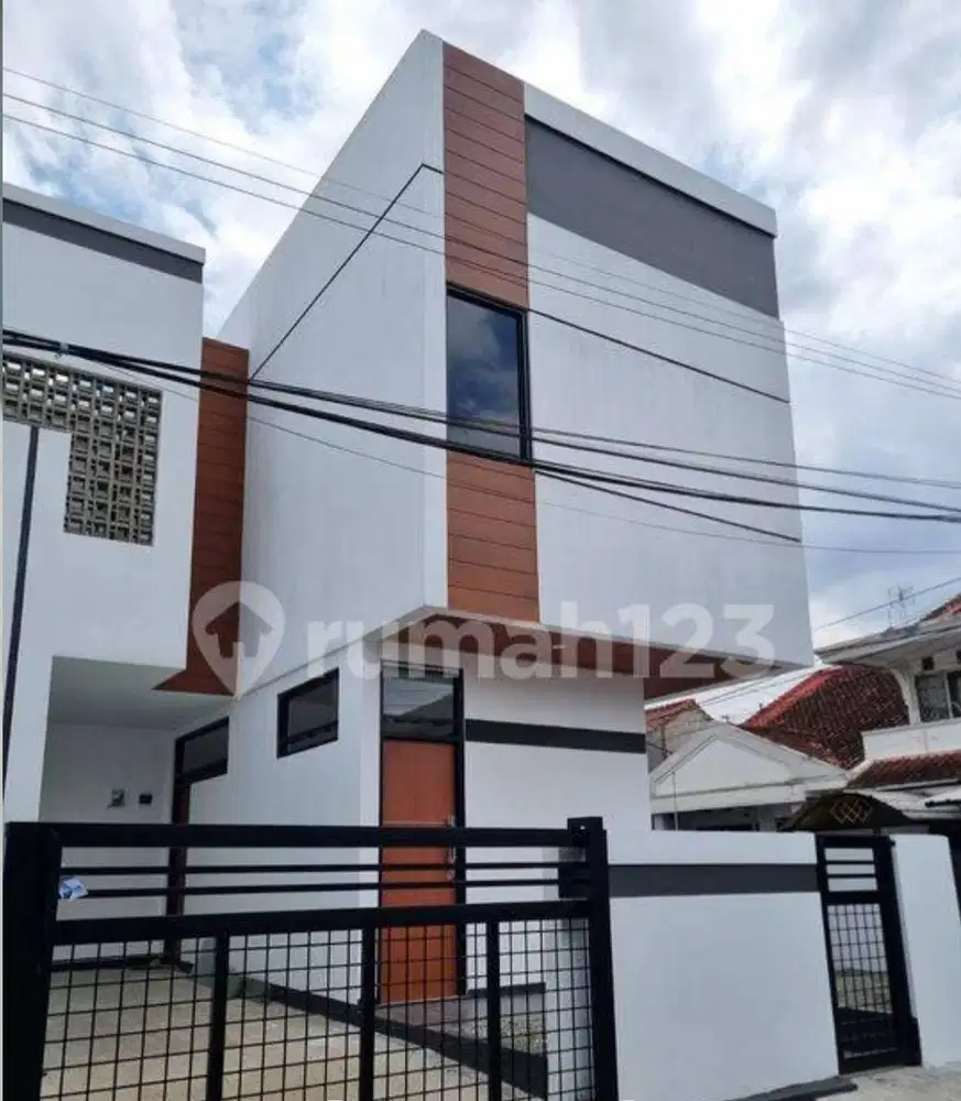 Rumah Baru Lokasi Strategis Margahayu