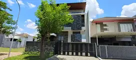 Dijual Rumah Woodland Surabaya