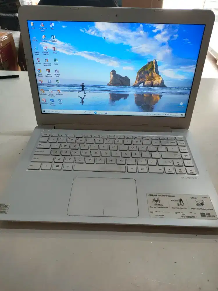 Jual Laptop Second Asus E402Y + ssd