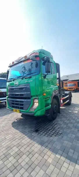 HEAD TRAILER NISSAN QUESSTER GKE 280, TH 2018