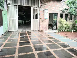 RUANG USAHA DI JATIASIH, BEKASI. 2 LANTAI COCOK UNTUK KANTOR.