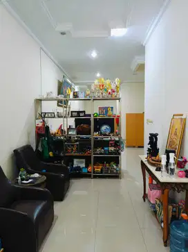 Rumah Minimalis Hadap Taman Sunter Sacna Taman Nyiur Metro Paradise