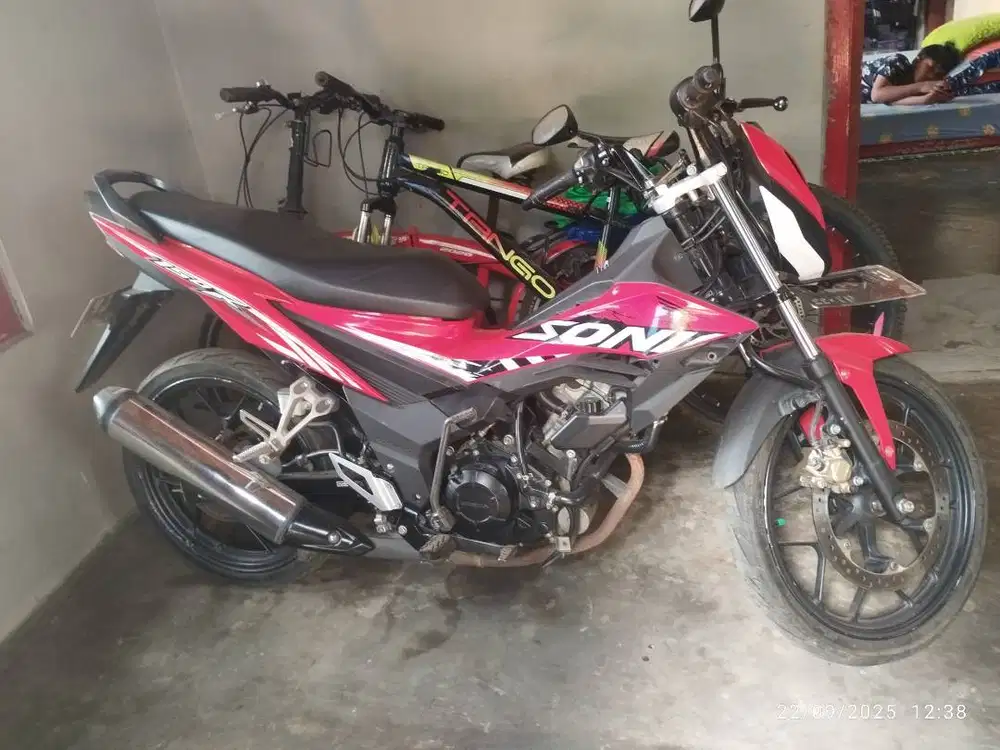 Honda sonic tangan pertama, motor full original