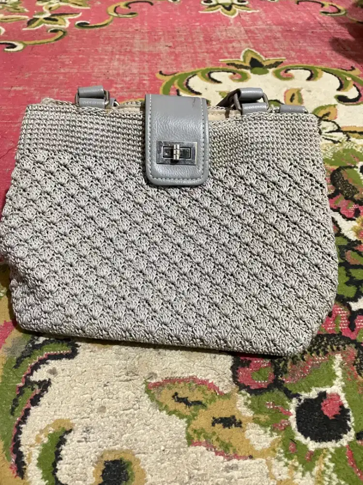 Tas Rajut Abu-abu