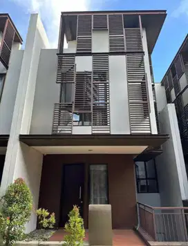 Rumah 3 Lantai Greenwich Whelford Gading Serpong BSD City Tangerang