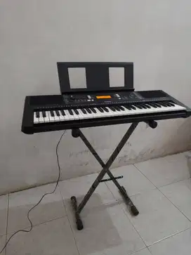 keyboard Yamaha PBR E363