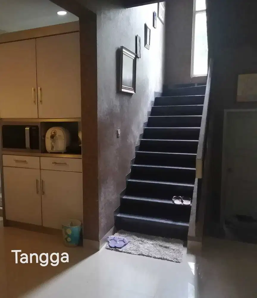 Rumah Bersih dan Rapi Siap Huni Lokasi Strategis di Gading Serpong